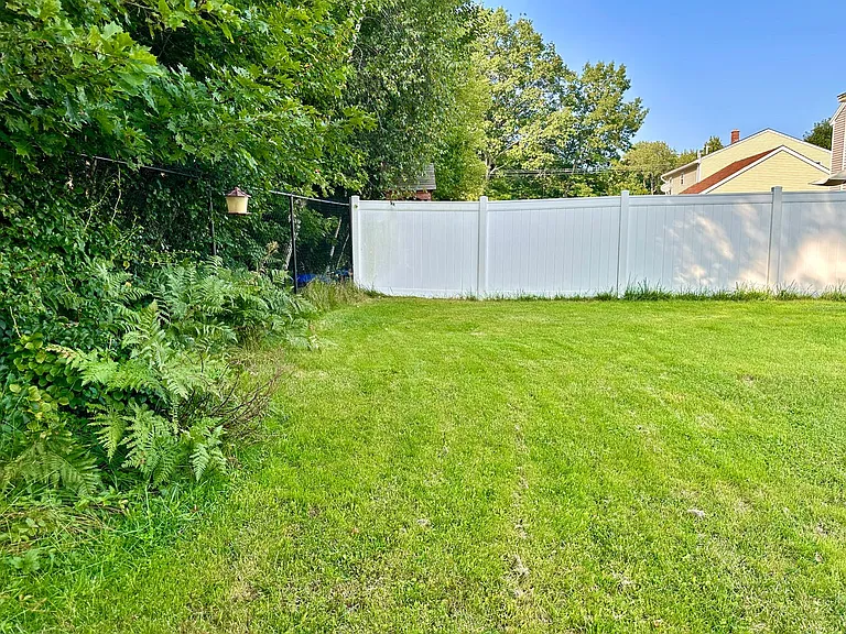 39 Merganser St — Photo 6