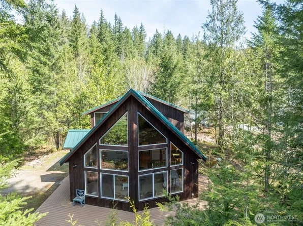 69550 NE 130th Street, Skykomish, WA 98288