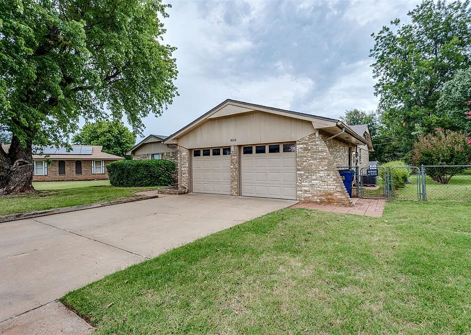 1st image of 908 S Meadow Ln