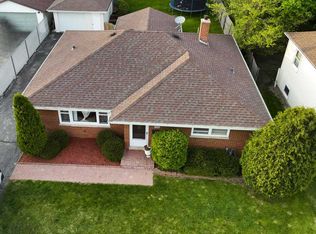 2624 Dana Ave, Waukegan, IL 60087