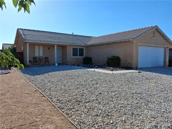15382 Lassen Dr, Adelanto, CA 92301