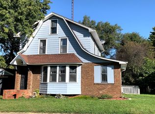 107 W Jefferson St, Athens, IL 62613