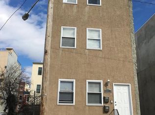 1709 Page St, Philadelphia, PA 19121