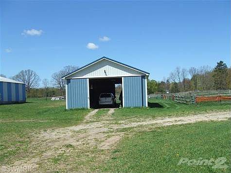 27 x 48 Pole Barn