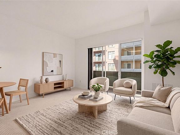 2nd image of 488 E Ocean Blvd Unit 804