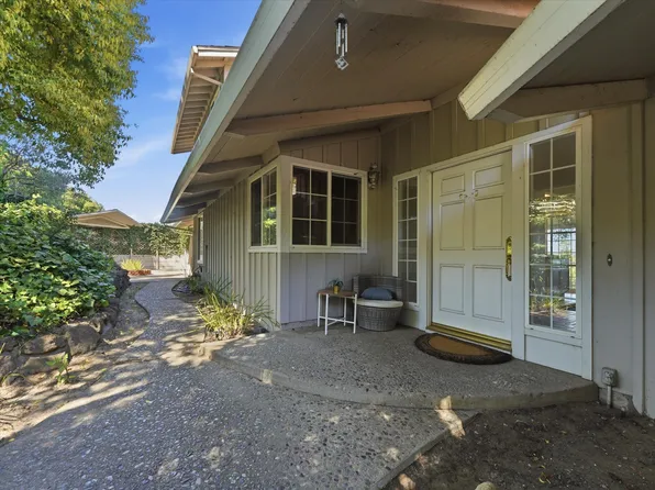 624 Oakridge Dr, Los Altos, CA 94024