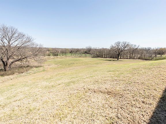 3rd image of 2216 N Greenbrier Rd