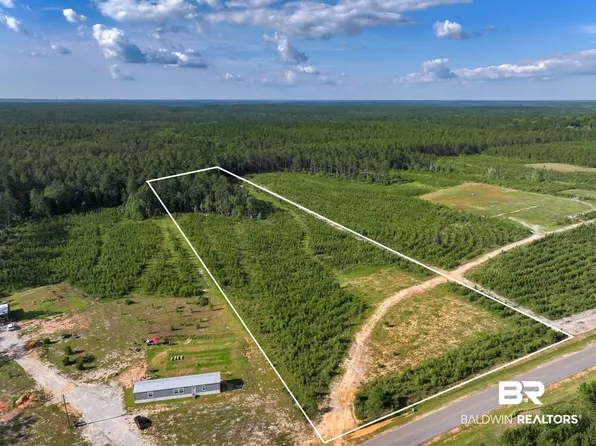 18689 Horseneck Rd, Bay Minette, AL 36507