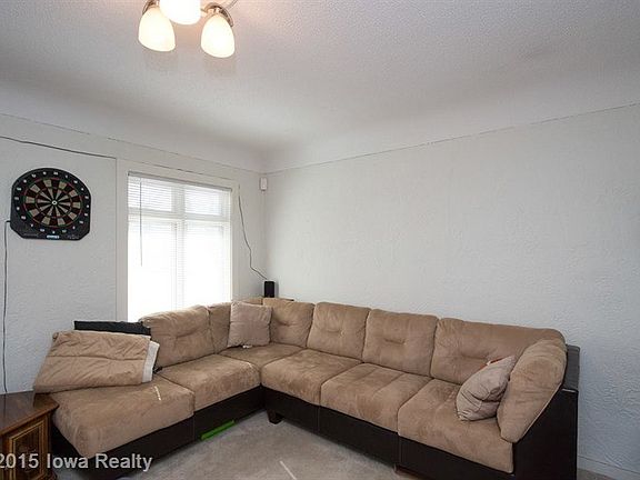 5th image of 609 Lally St