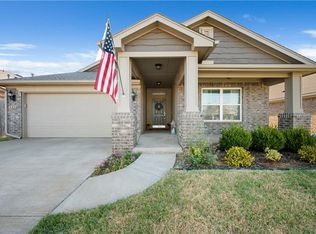 3516 Slate River Dr, Yukon, OK 73099