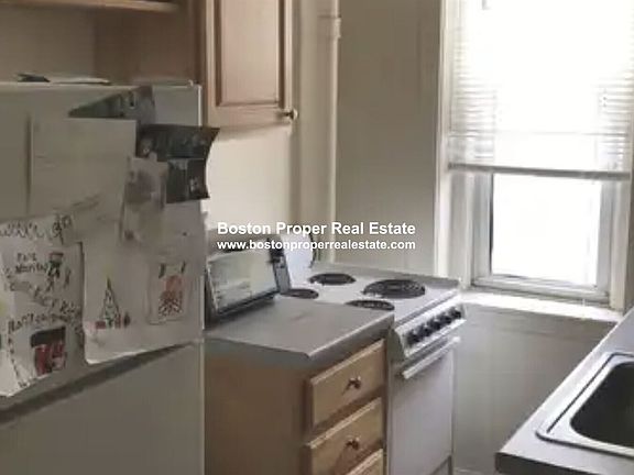 111 Park Dr. #55 Boston - Fenway Unit Photo 2