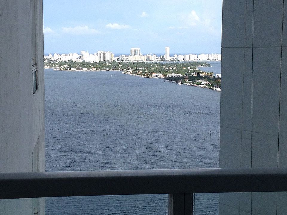 1st image of 1900 N Bayshore Dr APT 2605