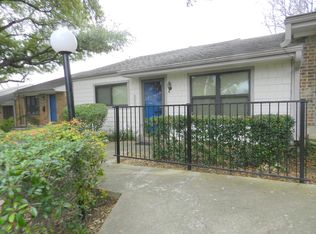 13616 Brookgreen Dr, Dallas, TX