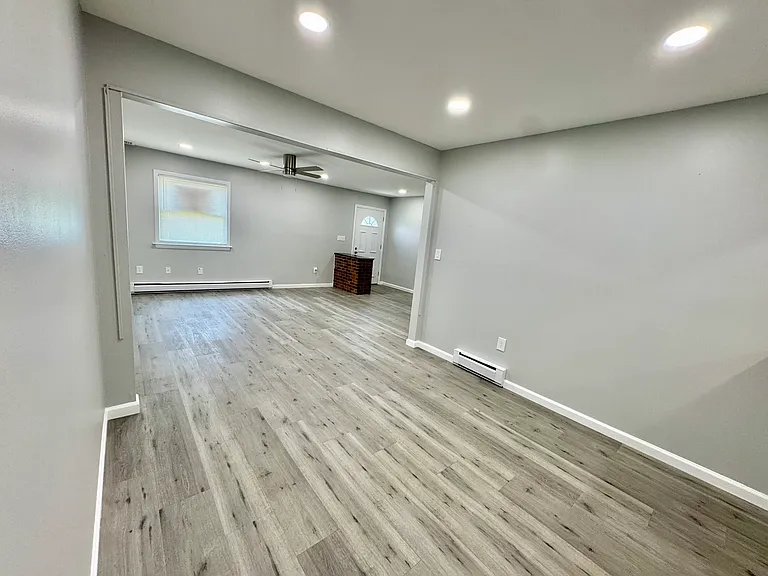 2731 Diane Blvd — Photo 21