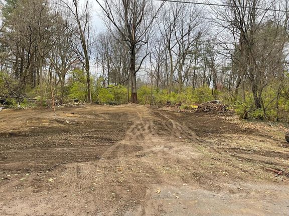 2nd image of 20064 Wooddale Ave