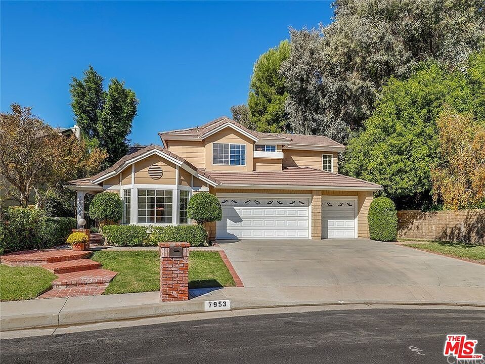 1st image of 7953 Cowper Ave