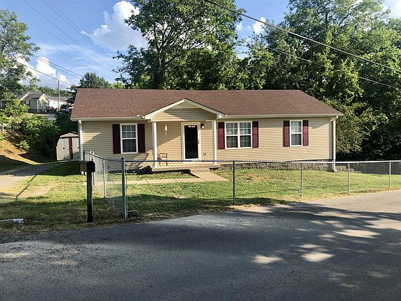 4th image of 126 Fairfield Pike