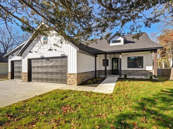 5669 S Cloverdale Lane, Battlefield, MO 65619
