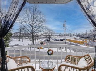 37 Harbor Ln APT 2C, New Rochelle, NY 10805