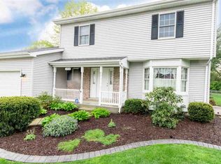 13562 Old Creek Ct, Mishawaka, IN 46545