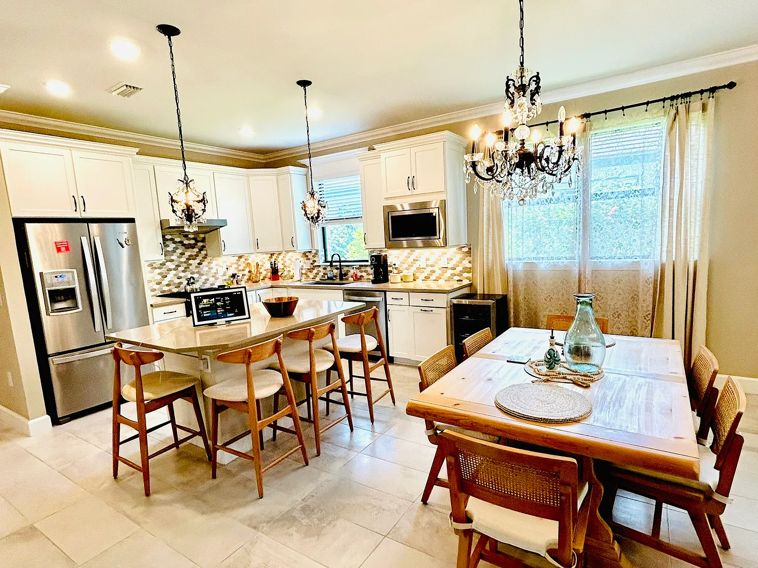 2 bed, 1579 sqft, $3,150 — Photo 4