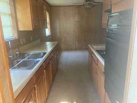2nd image of 1211 W 12th St