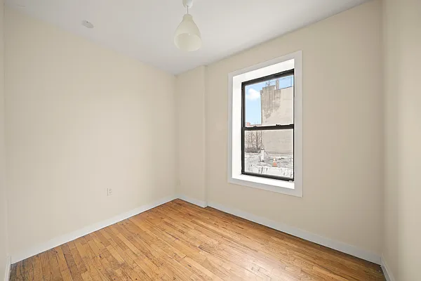 Rented by Voro NYC | media 11