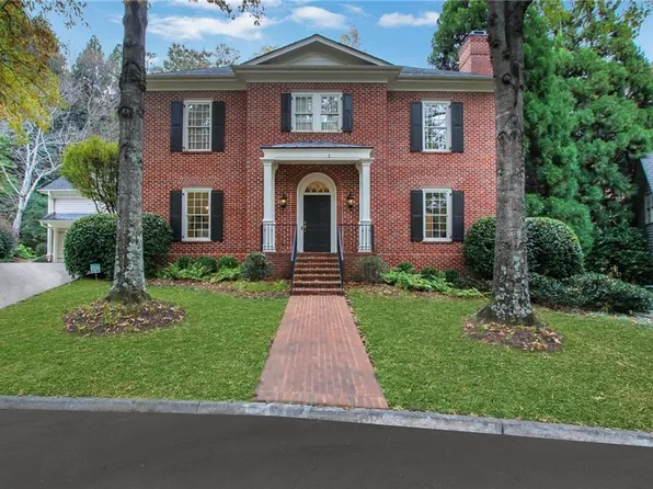 12 Old Paces Pl NW, Atlanta, GA 30327