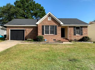 6577 Applewhite Rd, Fayetteville, NC 28304