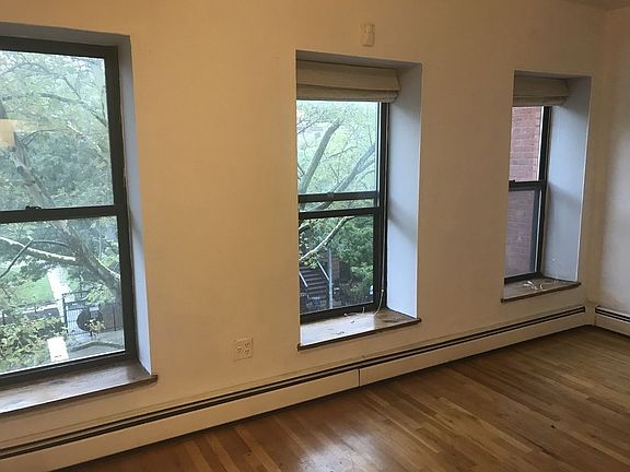 4th image of 463 Vanderbilt Ave APT 4