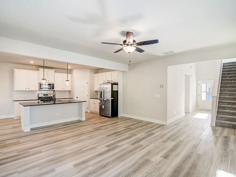 329 Station Overlook Dr — Photo 8