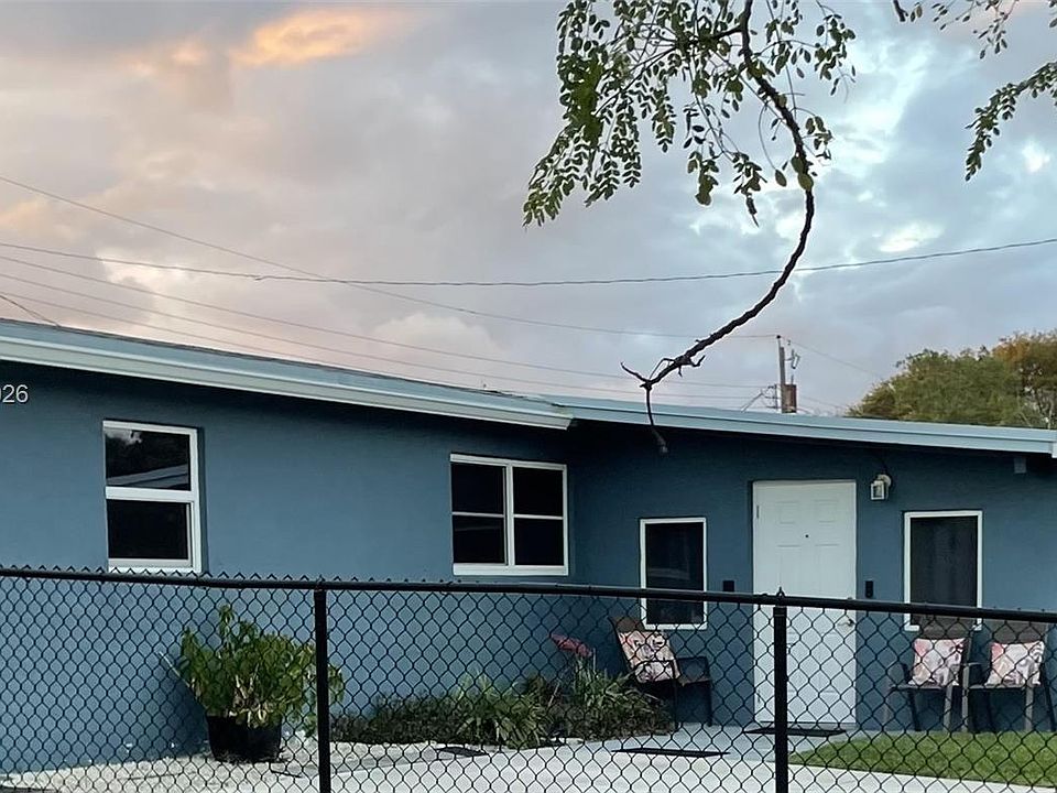1st image of 800 N 70th Ave
