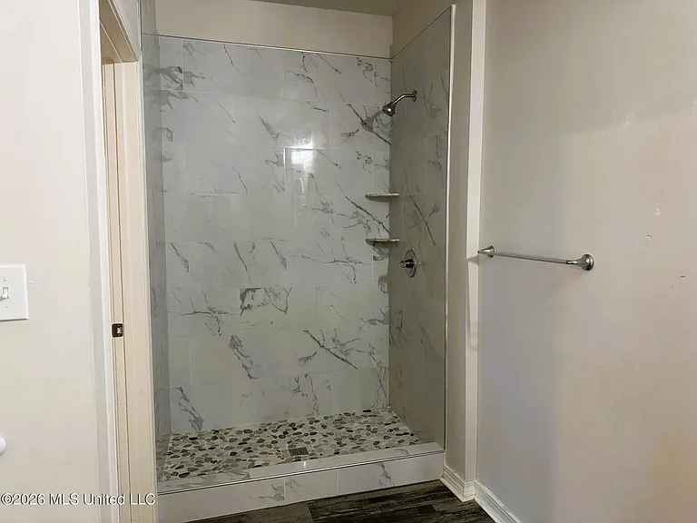 117 Williamsburg Rd — Photo 7