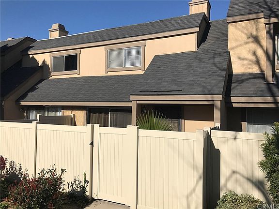 3rd image of 836 Sparrow Ln