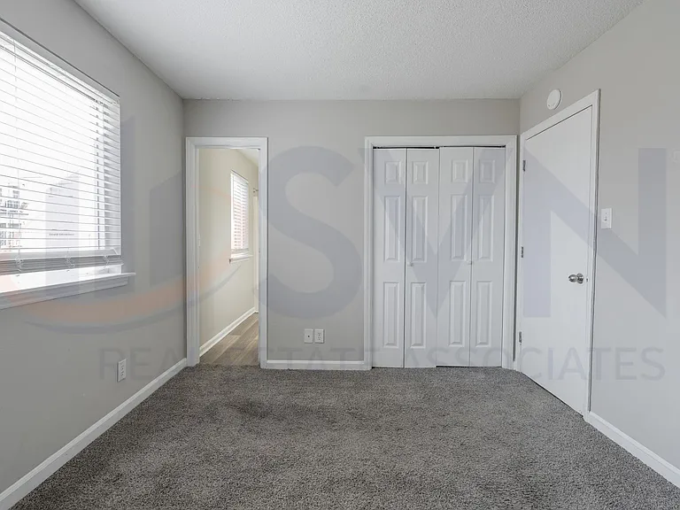 1806 Chapel Hill Rd — Photo 7