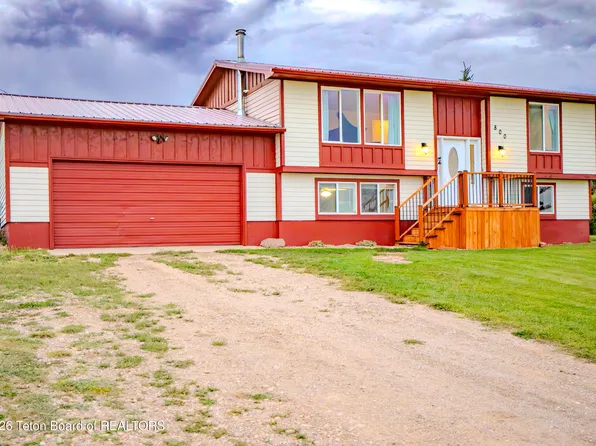 800 Bailey Loop, La Barge, WY 83123