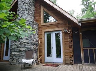 988 Runaway Bay Rd, Lynch Station, VA 24571