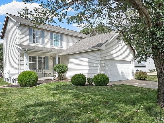 2nd image of 31 Glastonbury Ct