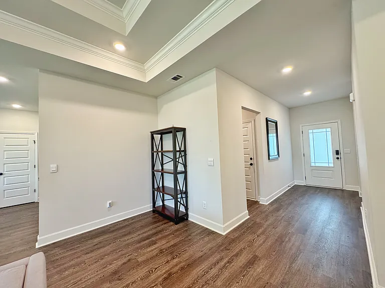 3017 Dowington Dr — Photo 15