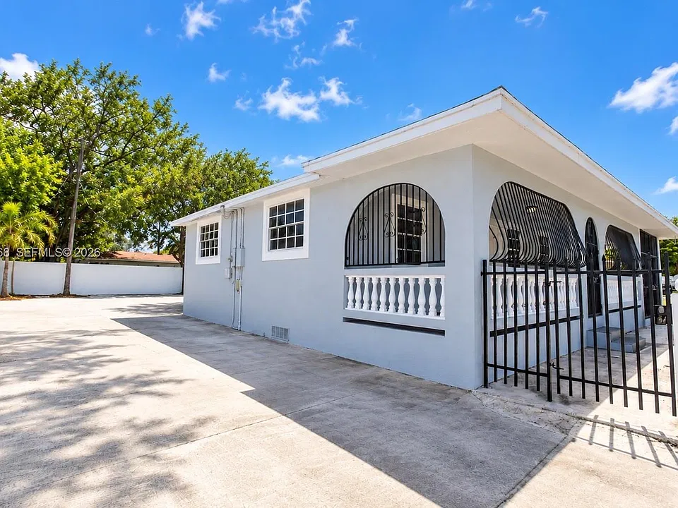 2250 NW 103rd St