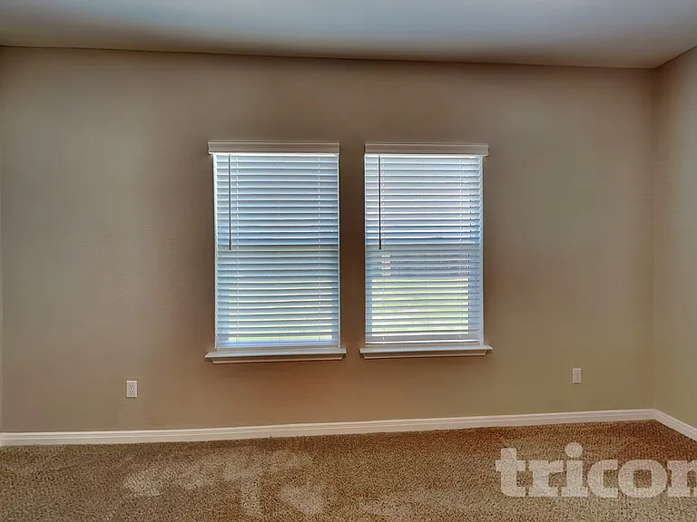 5532 Shasta Pl — Photo 4
