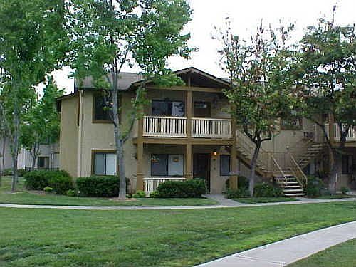 1st image of 1423 Graves Ave Unit 244