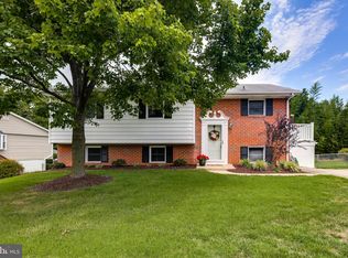 546 Lanny Rd, Millersville, MD 21108