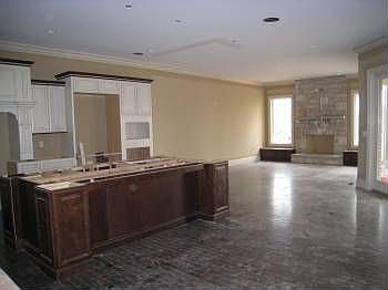 4th image of 11701 Lakeshore Dr