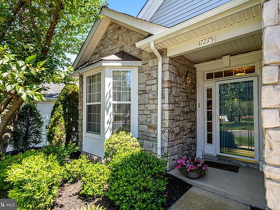 4th image of 17275 Four Seasons Dr