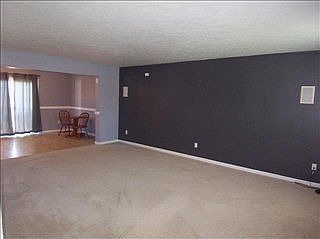 2nd image of 501 E 4th St