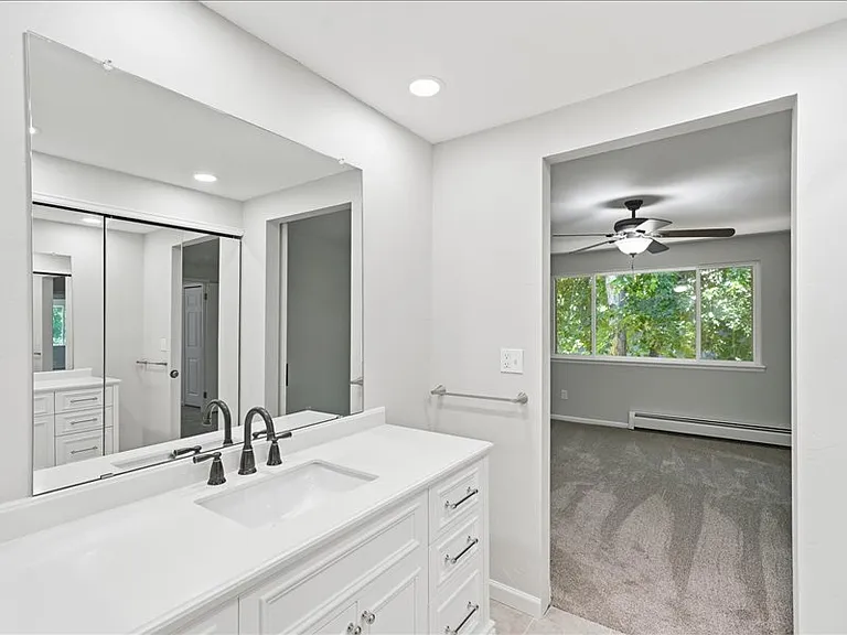 4820 W 102nd Pl — Photo 14
