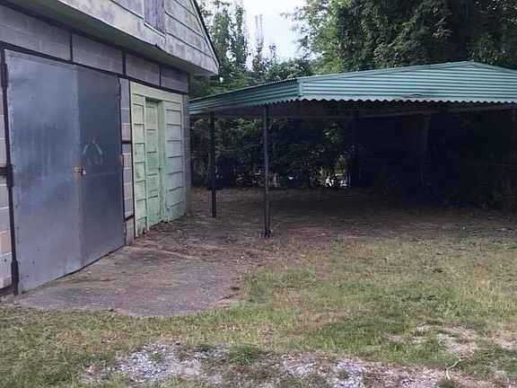 workshop/storage & carport for 2 vehicles