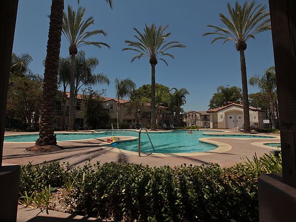 3rd image of 30286 Pelican Bay