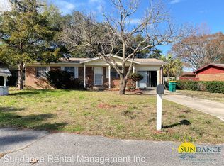 11 Berwick Cir, Shalimar, FL 32579